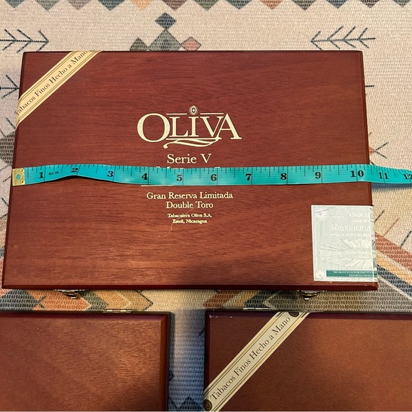 Bundle of 3 Oliva wooden cigar boxes - Picture 3 of 7
